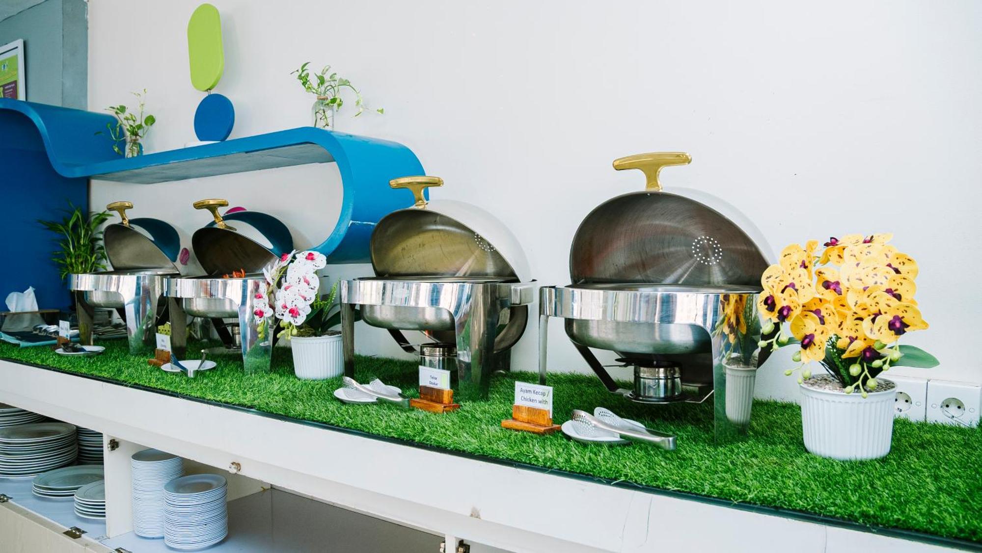 Pop! Hotel Kuta Beach Екстериор снимка