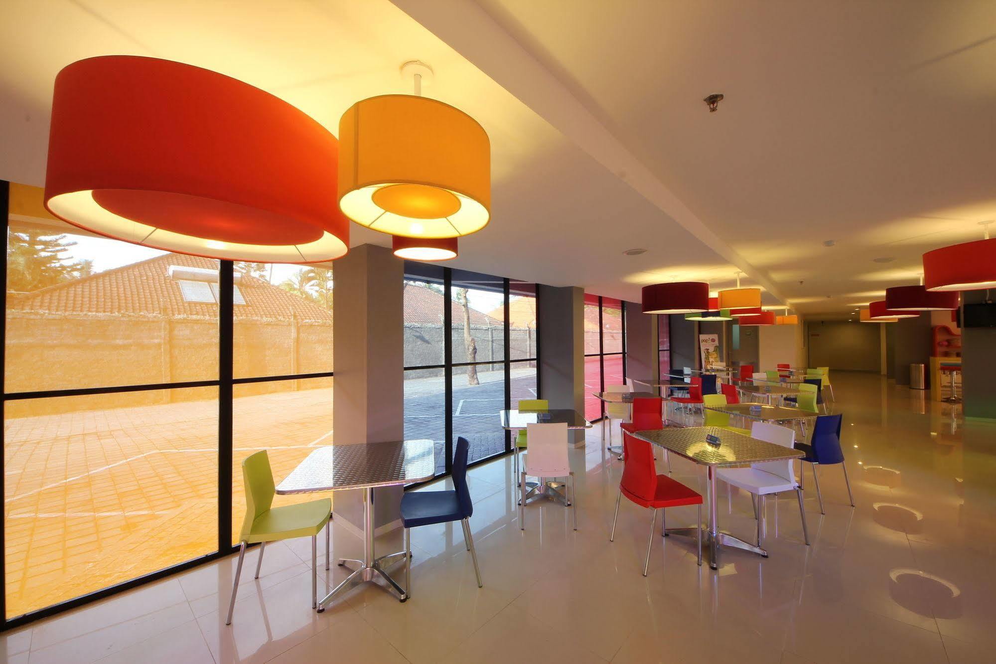 Pop! Hotel Kuta Beach Екстериор снимка
