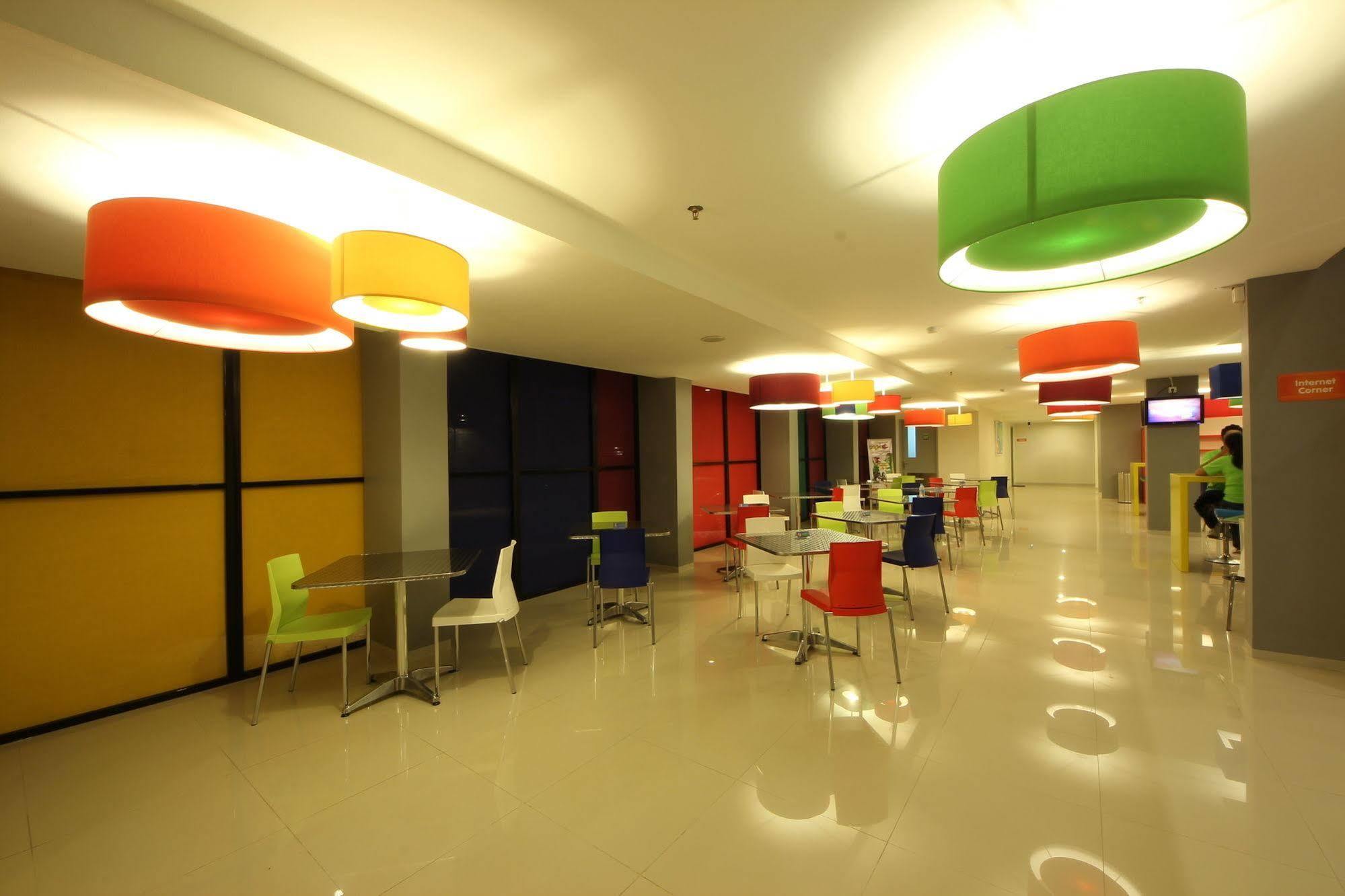 Pop! Hotel Kuta Beach Екстериор снимка